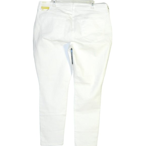 2 for/$30 Old Navy Curvy Mid Rise Straight Leg Bright White Jeans Size 16 - Picture 2 of 10